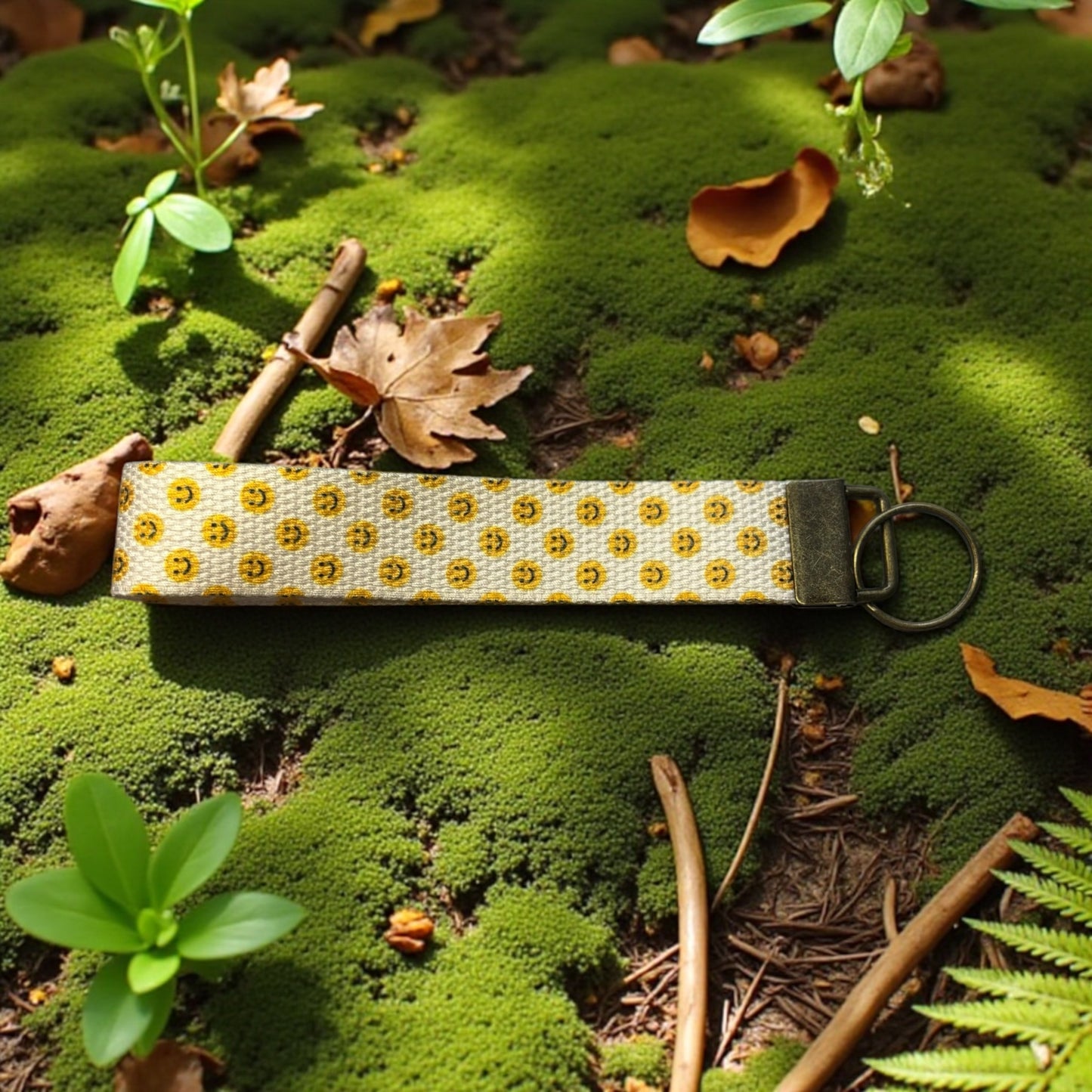 Wristlet Keychain | Smiley Face